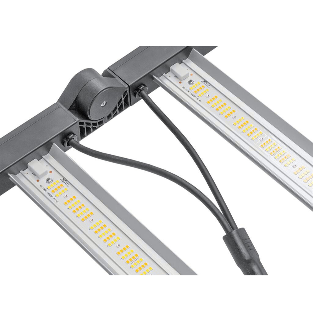 LUMii XLED V6 680W LED Grow Light