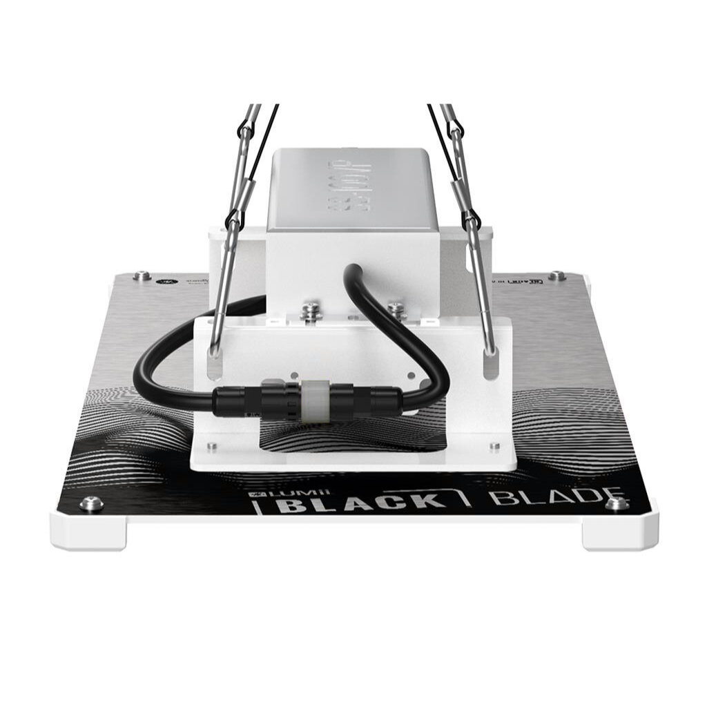 LUMii BLACK Blade 100w - 200w or 400w LED