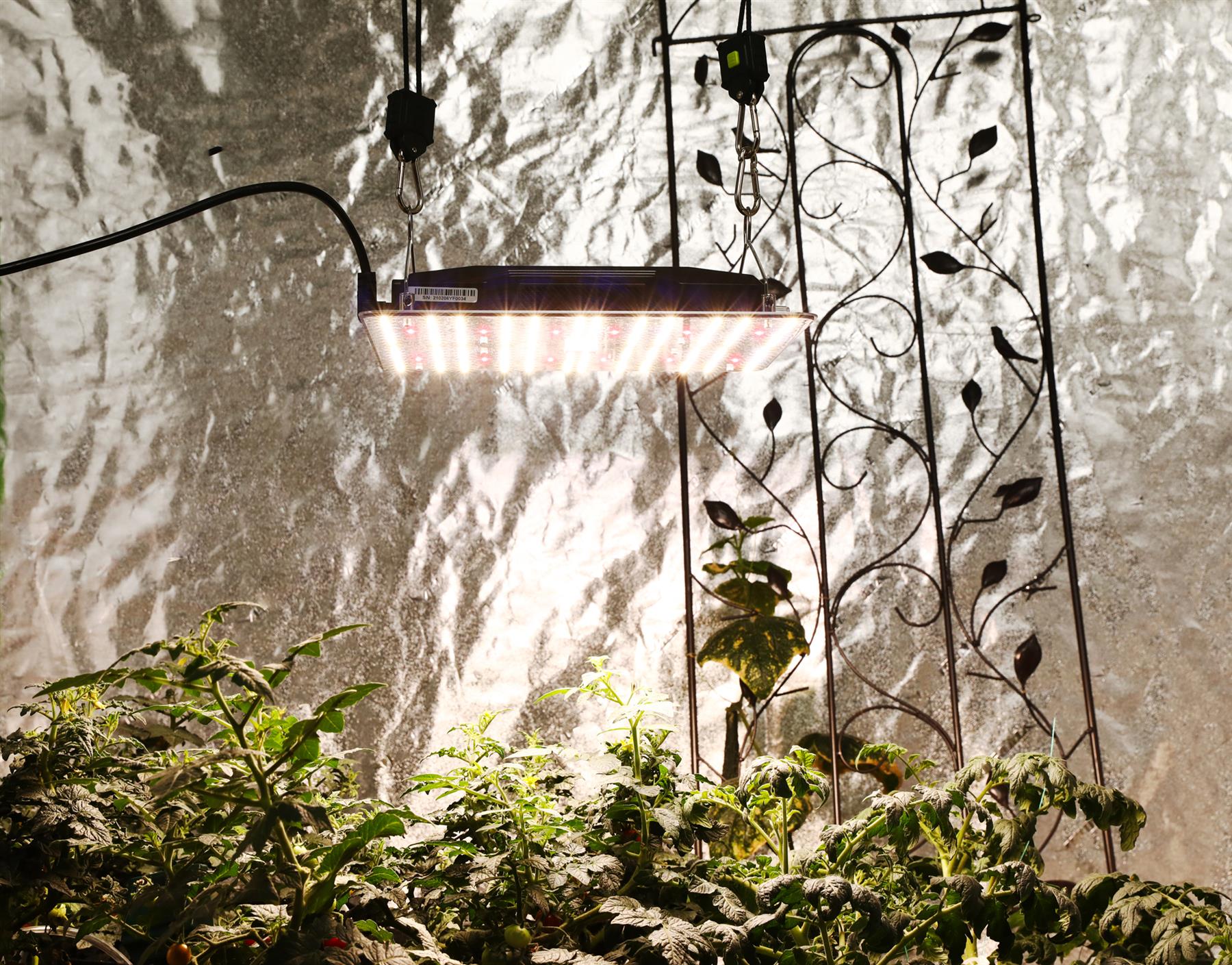 Senelux SE-1000 120W LED Grow Light