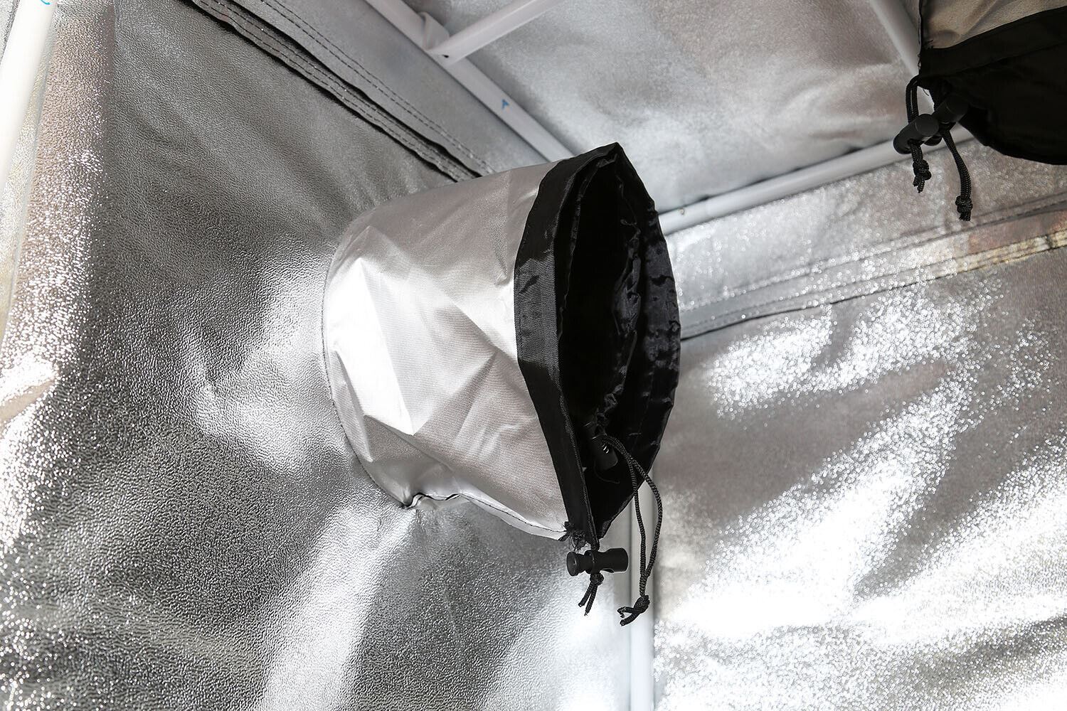 50x50 grow tent Senua Grow Tent 50 X 50 X 140 CM – Senua Hydroponics